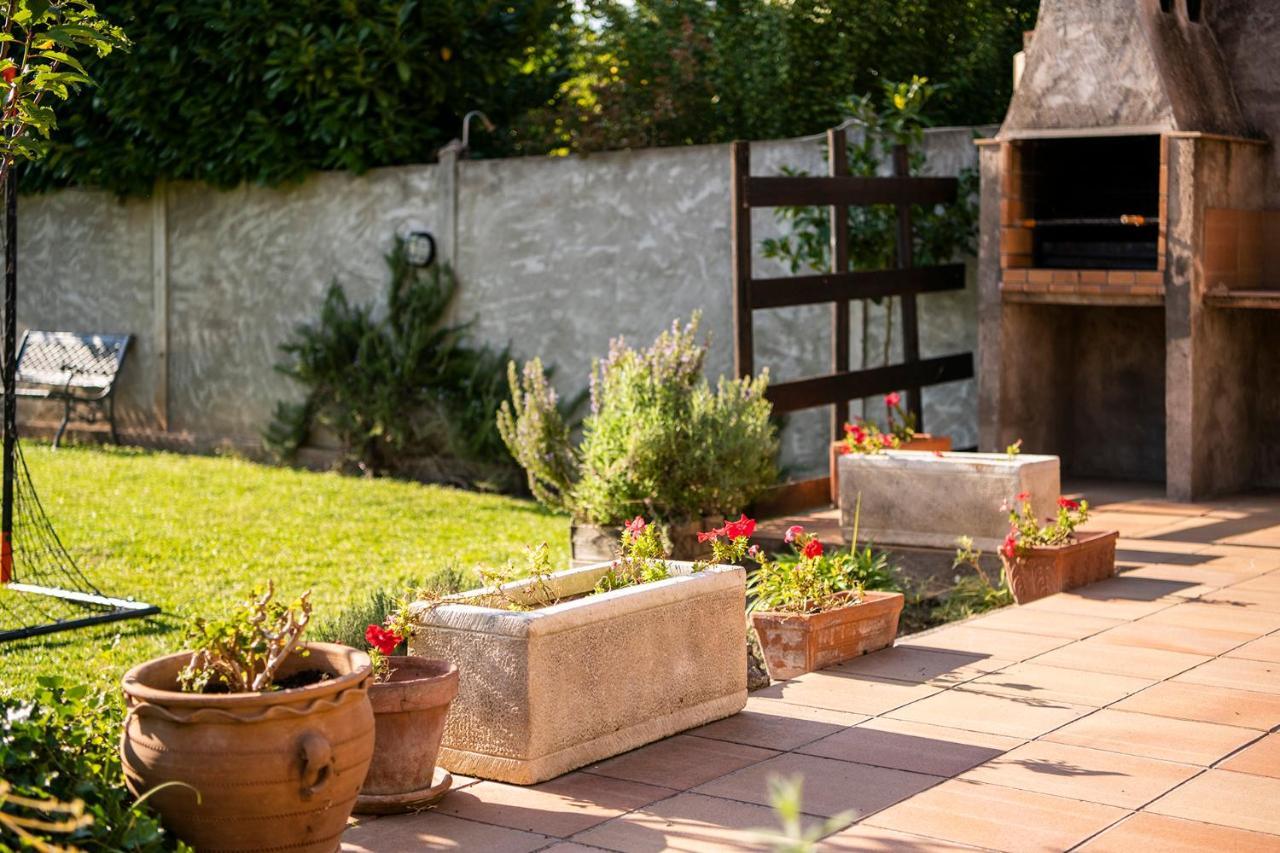 Casa Rural, Can Cirera Serinya ภายนอก รูปภาพ