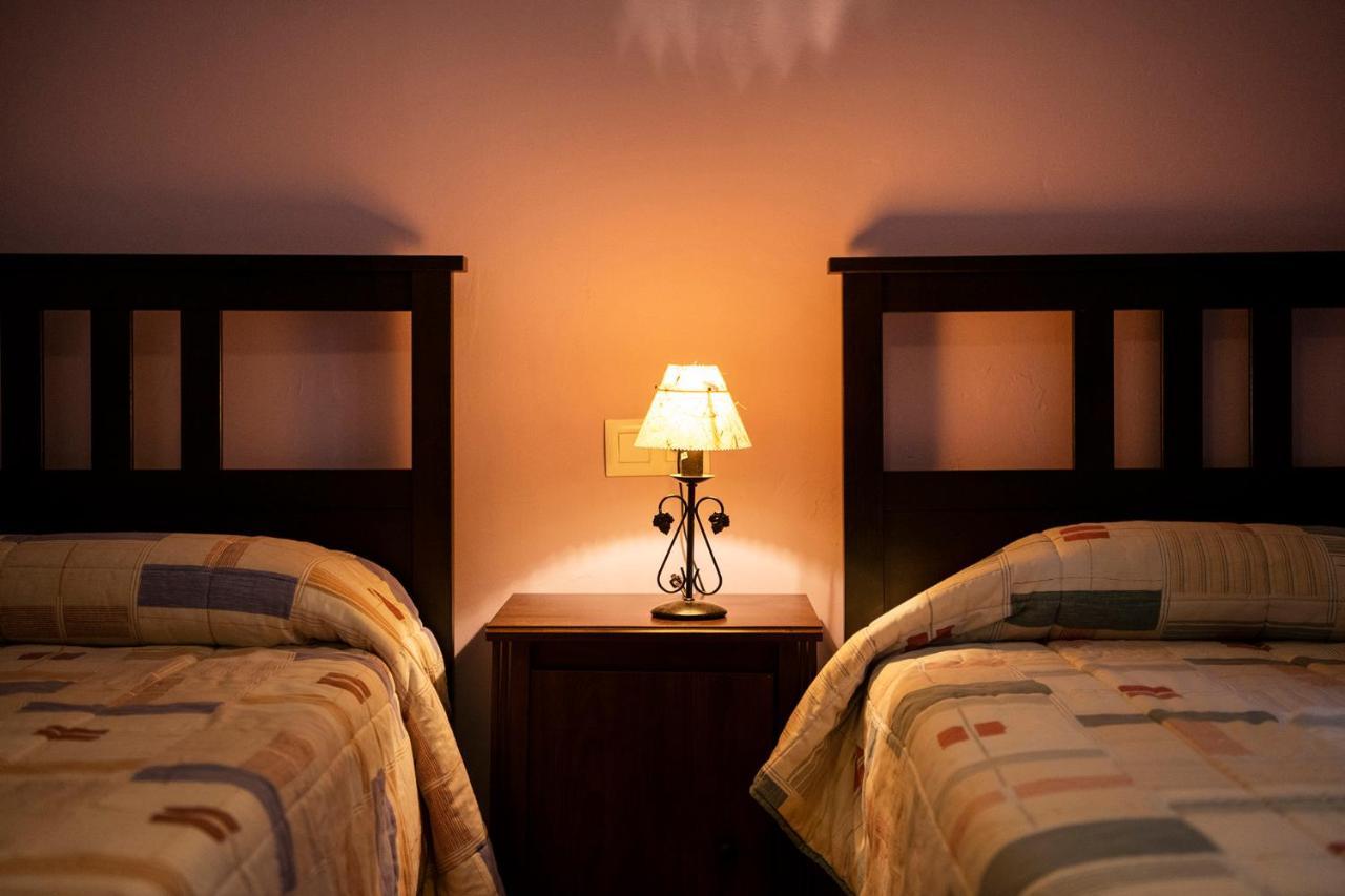 Casa Rural, Can Cirera Serinya ภายนอก รูปภาพ