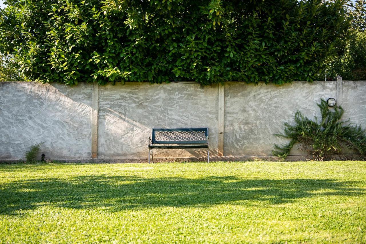 Casa Rural, Can Cirera Serinya ภายนอก รูปภาพ