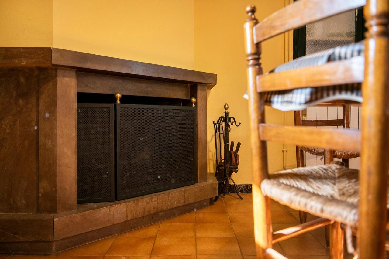 Casa Rural, Can Cirera Serinya ภายนอก รูปภาพ
